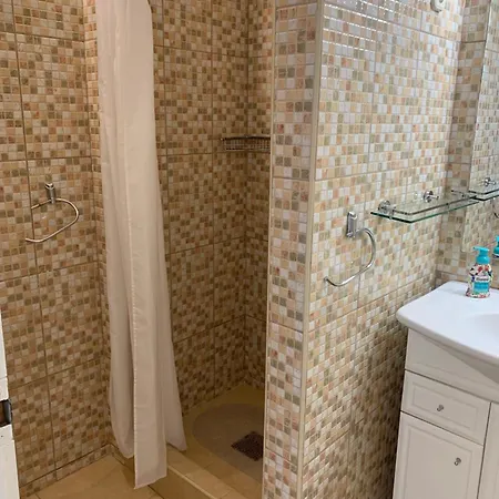 Kertesz-haz Эгер